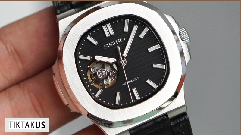 Có thể tìm mua các dụng cụ này tại các cửa hàng bán đồ sửa chữa đồng hồ hoặc trên các trang thương mại điện tử.