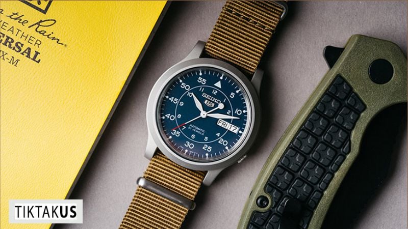 Nên bảo dưỡng đồng hồ cơ ít nhất 1-2 năm/lần và đồng hồ quartz 3-5 năm/lần.