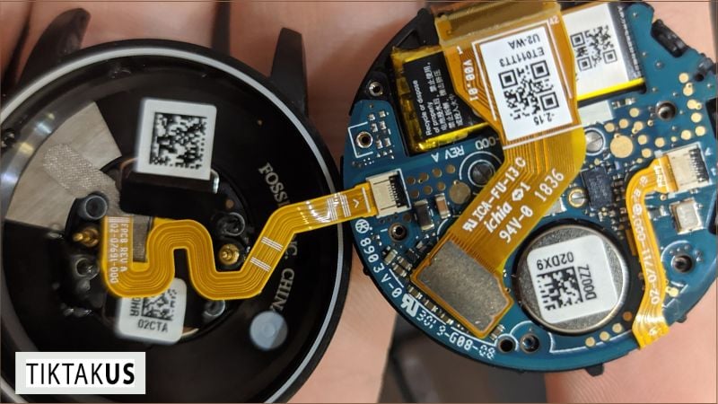 Thời lượng pin của đồng hồ hybrid thường dao động từ 6 tháng đến 1 năm