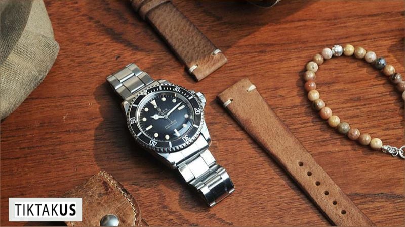 Lựa chọn giữa dây da và dây kim loại cho dress watch phụ thuộc nhiều vào sở thích cá nhân