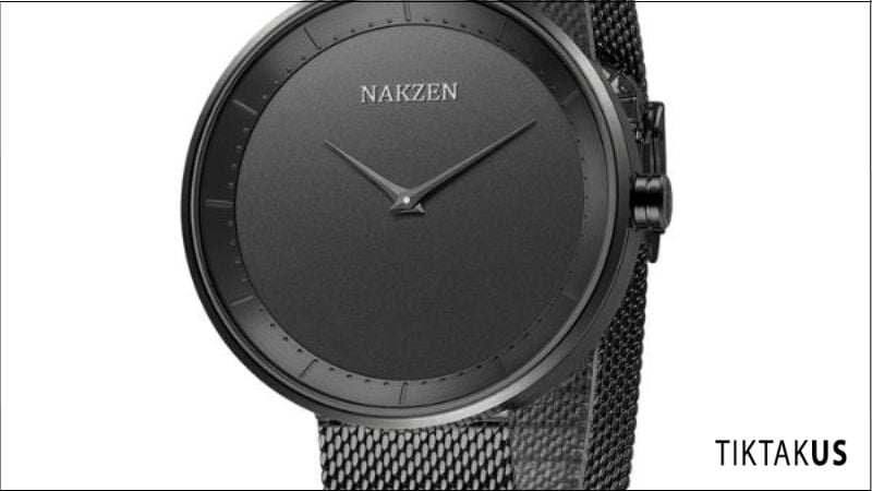 NAKZEN SS9290G-1 sở hữu thiết kế mạnh mẽ với mặt đồng hồ 41mm và dây đeo thép không gỉ