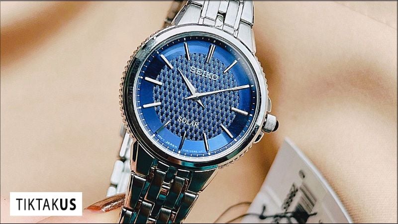 Đồng hồ Seiko Solar là một loại đồng hồ quartz hoạt động dựa trên năng lượng ánh sáng