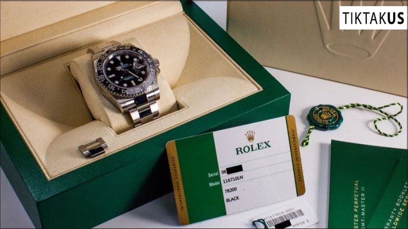 Đồng hồ xách tay thường có giá bán thấp hơn so với hàng chính hãng