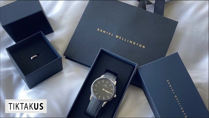 Đối với những người sành sỏi về đồng hồ, hộp đựng cũng là một yếu tố quan trọng để đánh giá chất lượng và xuất xứ