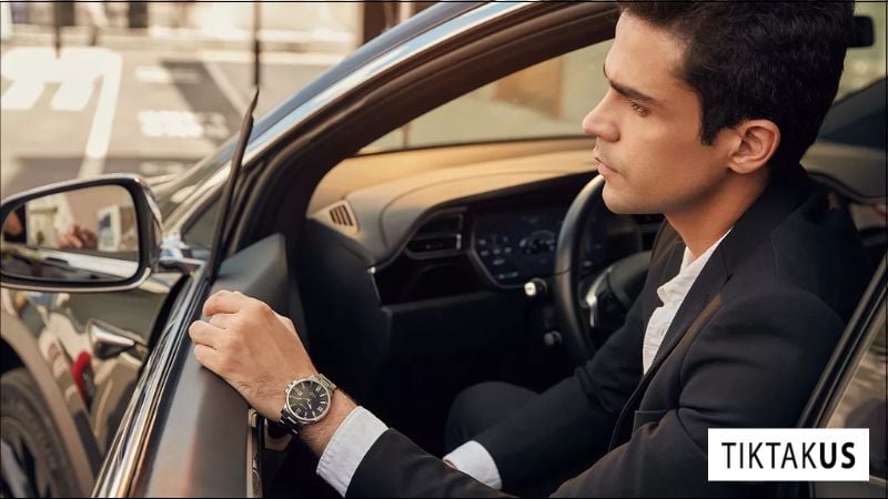 Phong cách và thiết kế của chiếc đồng hồ phản ánh gu thẩm mỹ và cá tính của người đeo