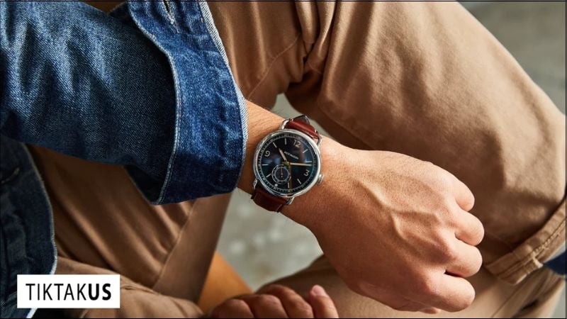 casual watch phù hợp với hầu hết các hoạt động thường ngày như đi làm, đi học, đi chơi, du lịch,...