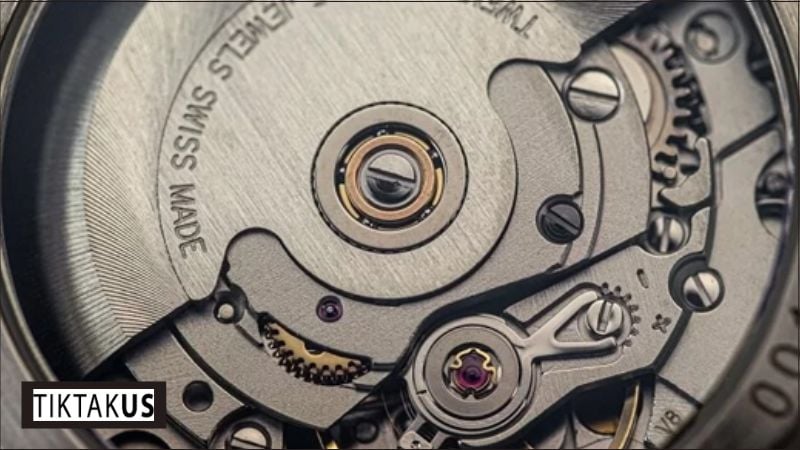 Mỗi chiếc đồng hồ 