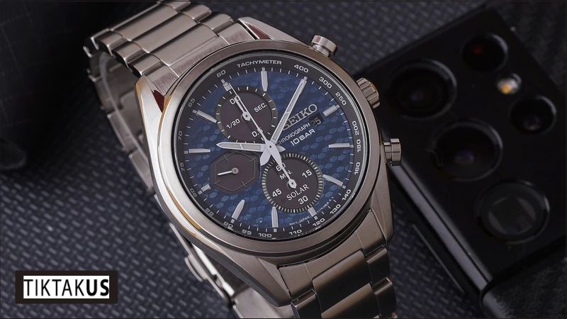 Công nghệ Seiko Solar gây ấn tượng mạnh mẽ với khả năng sạc nhanh và thời gian dự trữ năng lượng đáng kinh ngạc