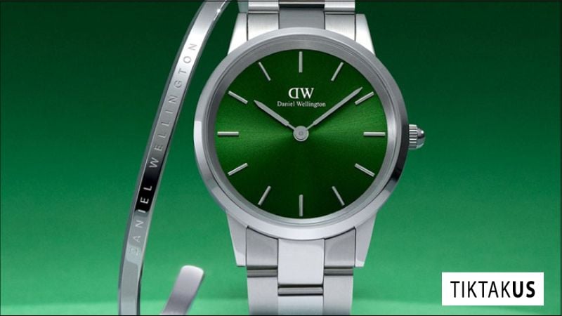 Sự tinh xảo trong từng chi tiết nhỏ chính là yếu tố tạo nên sự khác biệt giữa hàng thật và hàng giả.