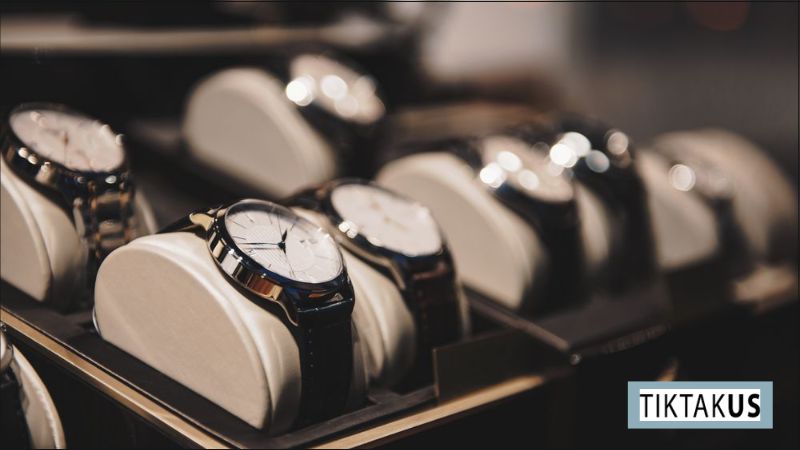 Những lưu ý vàng khi sử dụng và bảo quản đồng hồ Hand Winding