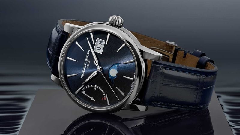 Complications Dress watch là những chiếc đồng hồ được tích hợp thêm các tính năng bổ sung