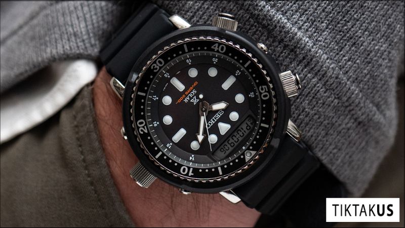 Seiko Prospex Solar Hybrid 