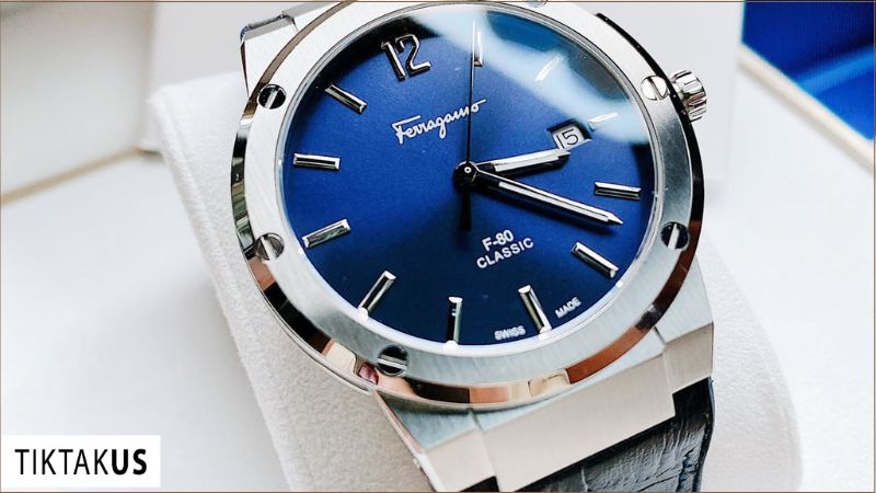 Vỏ đồng hồ chính hãng được làm từ chất liệu cao cấp, đường nét tinh xảo, không có lỗi gia công.