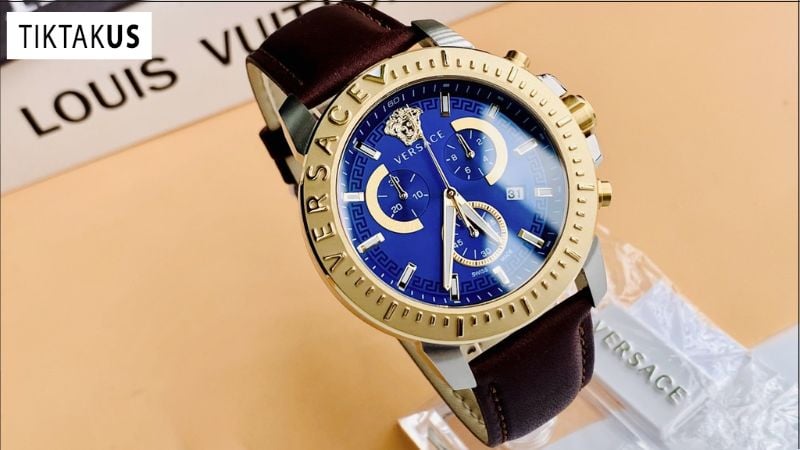 Đồng hồ Versace chính hãng thường sử dụng kính sapphire