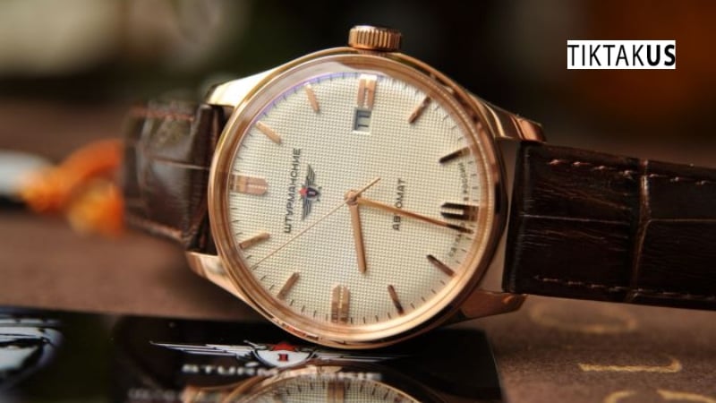 ồng hồ Gagarin, thiết kế mặt số đơn giản