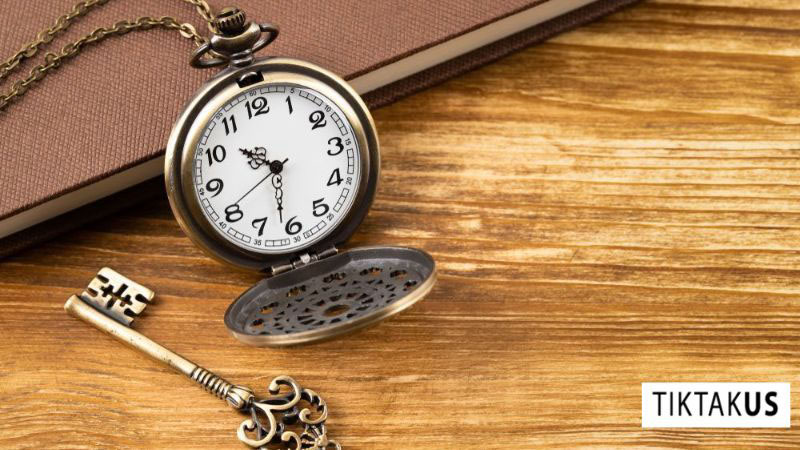 Case đồng hồ xuất hiện lần đầu tiên vào thế kỷ XVI trên những chiếc đồng hồ bỏ túi