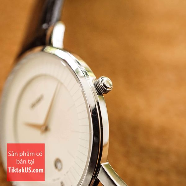 độ dầy của Orient FGW0100AW chỉ 7mm