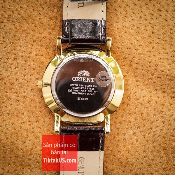 nắp lưng logo Orient FGW0100FW