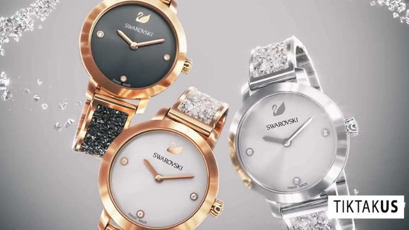 Đồng hồ đính đá Swarovski từ các thương hiệu phổ thông có giá từ 6.000.000 đồng trở lên