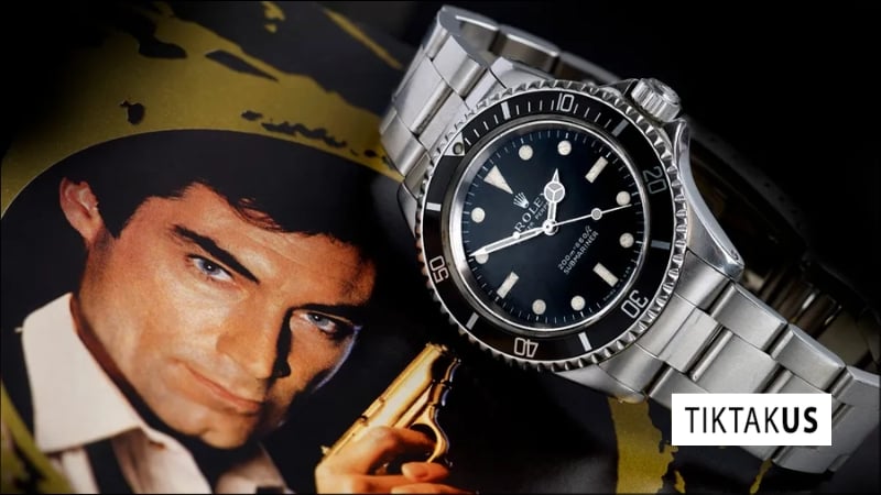 Diễn viên Sean Connery trong vai James Bond đeo chiếc Rolex Submariner
