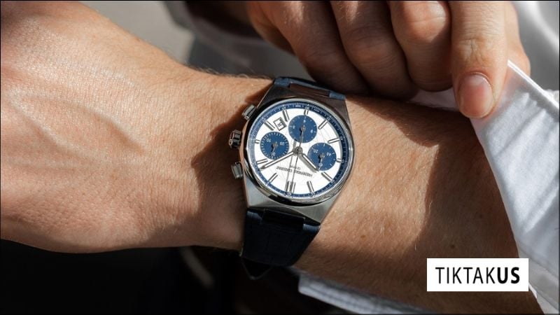 Trong thế giới đồng hồ, chúng được gọi là Mặt số phụ hay Sub-dial