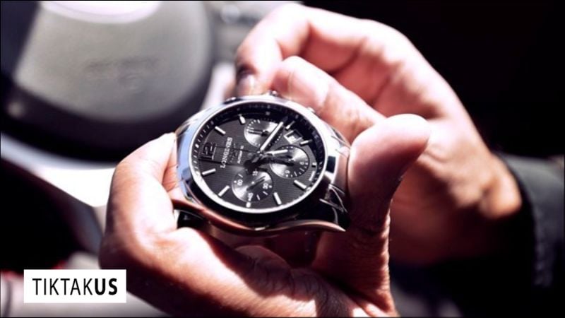 Đồng hồ cơ thường có thời gian trữ cót từ 38-72 giờ