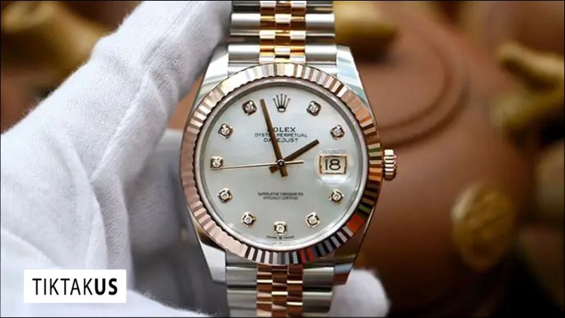 Màu sắc của xà cừ tự nhiên rất bền vững, không phai dưới ánh sáng mặt trời thông thường