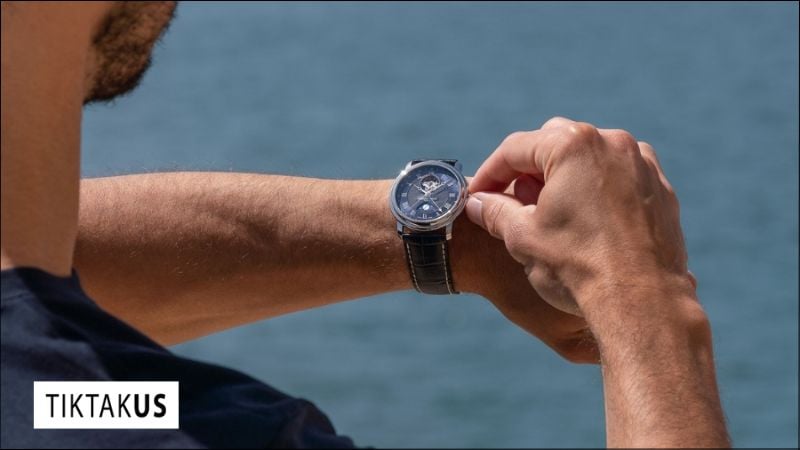 Máy cũ, khô dầu hoặc bẩn có thể làm tăng ma sát, khiến bộ máy cần nhiều năng lượng hơn để hoạt động