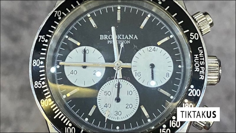 Vật liệu của đồng hồ Brookiana tương xứng với phân khúc giá rẻ.
