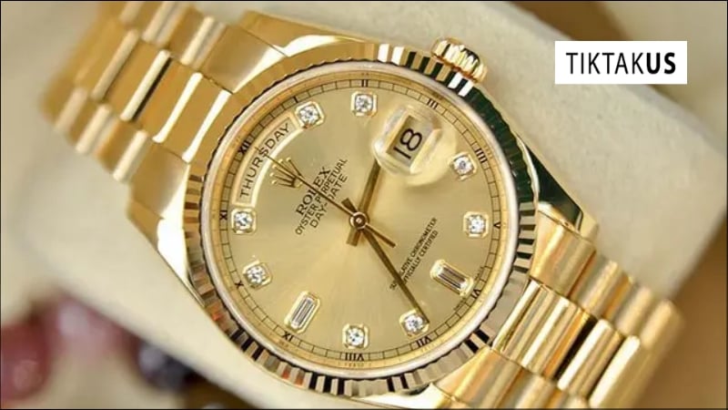 Dial đồng hồ được chế tác từ vàng khối