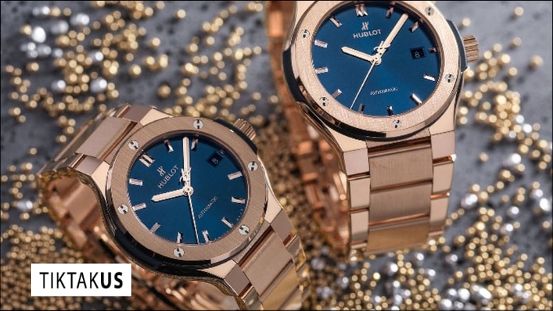 Cách đeo đồng hồ Hublot dây kim loại