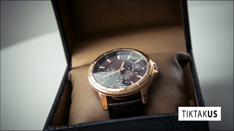 Ý nghĩa đặc biệt khi tặng đồng hồ cho bạn trai