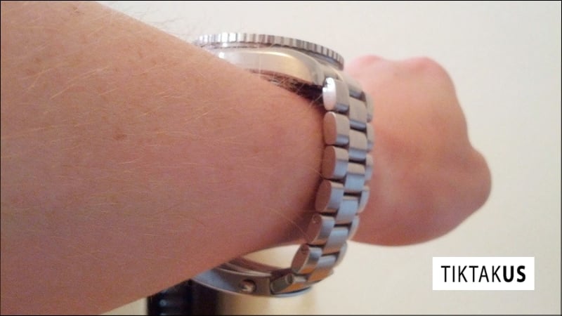 Dấu hiệu nhận biết đồng hồ quá lỏng