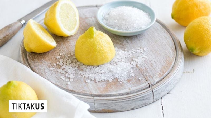 Phương pháp sử dụng Chanh và Muối/Baking Soda