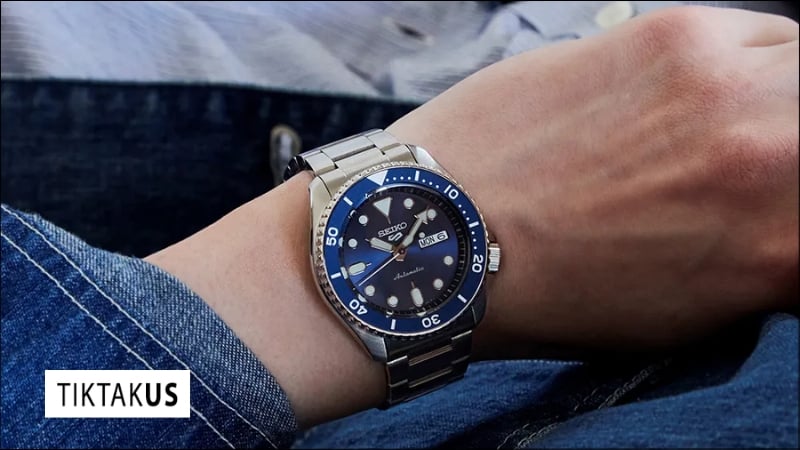 Seiko 5 Sports có thang đo 24 giờ