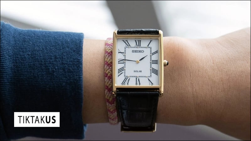 Seiko Solar SUP880P1 