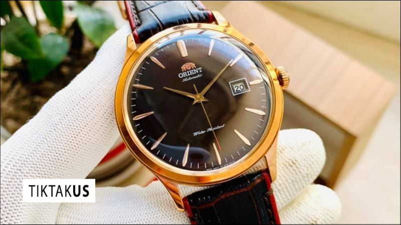 Orient Bambino: Dòng dress watch cổ điển, mặt kính cong vòm đặc trưng, thiết kế tối giản và thanh lịch