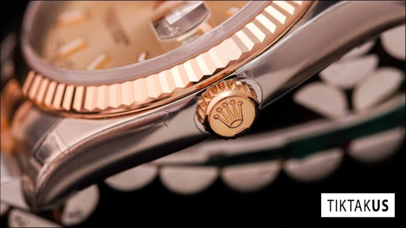 Các dấu hiệu trên núm vặn (Winding Crown)