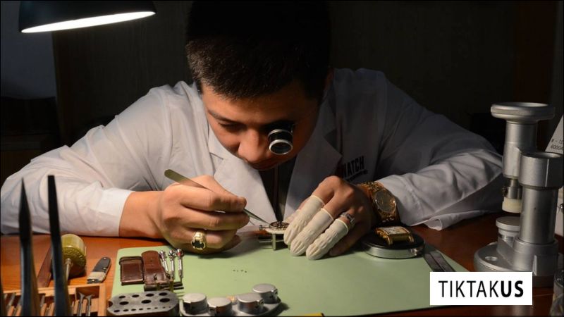 Không dùng lực mạnh, không cố ép các bộ phận. Nếu thấy kẹt, dừng lại