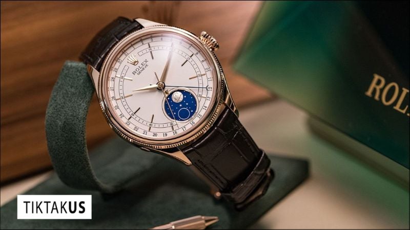 Moonphase: Ngắm nhìn vũ trụ thu nhỏ trên cổ tay bạn