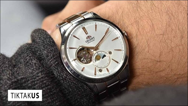 Cách nhận biết Power Reserve Indicator khá đơn giản