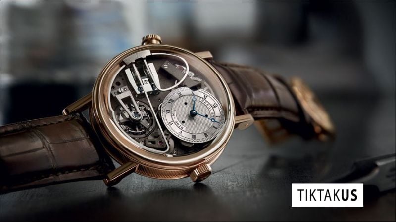 Pin sạc trong đồng hồ năng lượng mặt trời có tuổi thọ rất cao