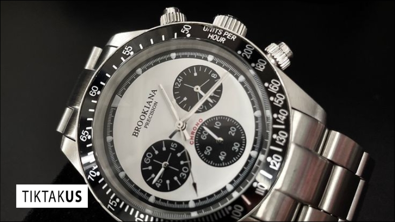 Đồng hồ Brookiana là thương hiệu của Nhật Bản