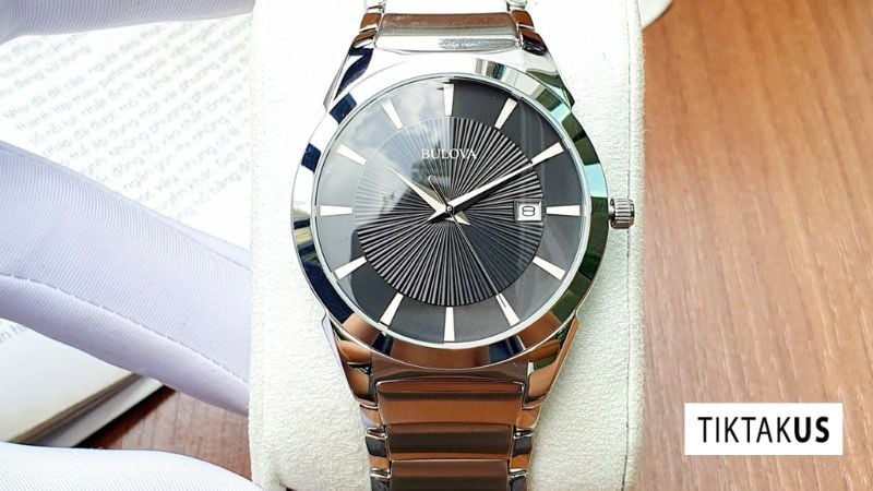 Bulova Classic mang đến thiết kế cổ điển tinh tế, sang trọng