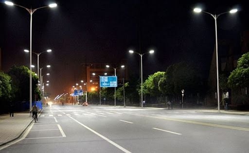 Sử dụng đèn led chiếu sáng đường phố giúp hạn chế tai nạn giao thông
