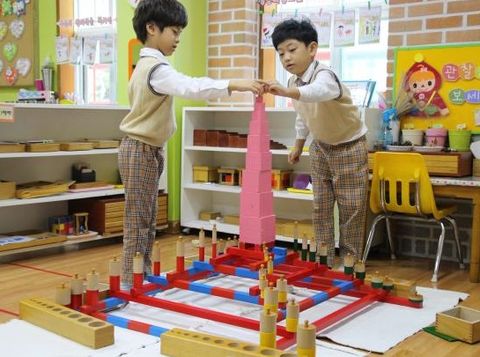 Những vấn đề mà khách hàng thường thắc mắc khi đặt mua giáo cụ montessori