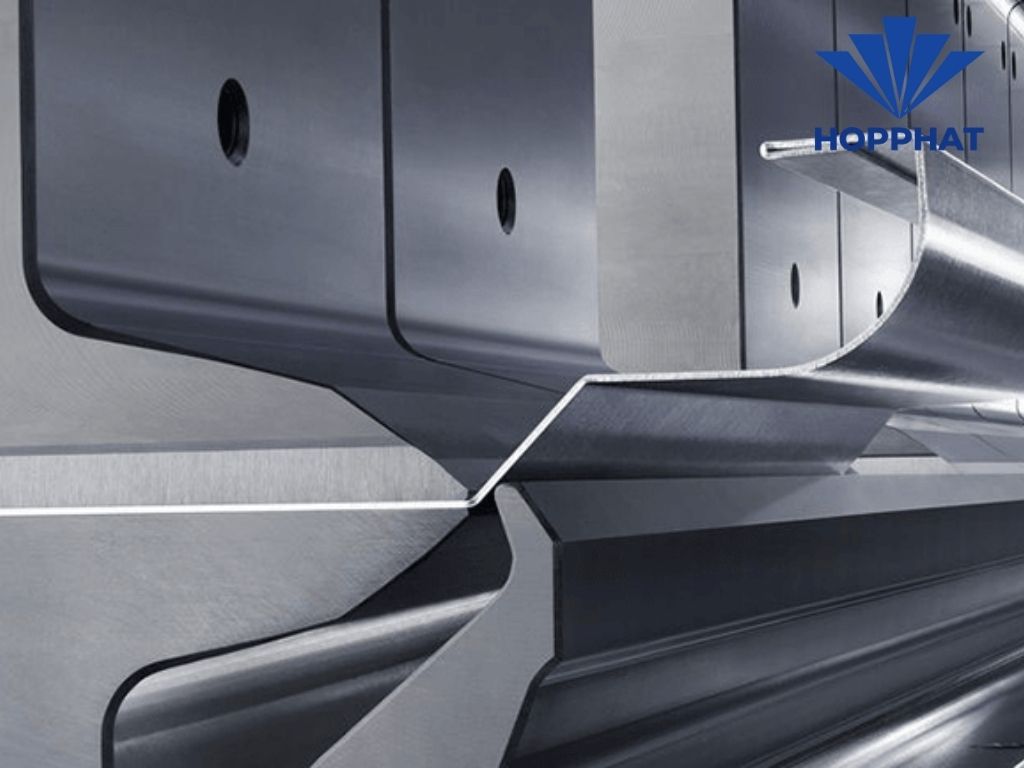 Hướng dẫn lựa chọn máy chấn kim loại phù hợp và hiệu quả nhất