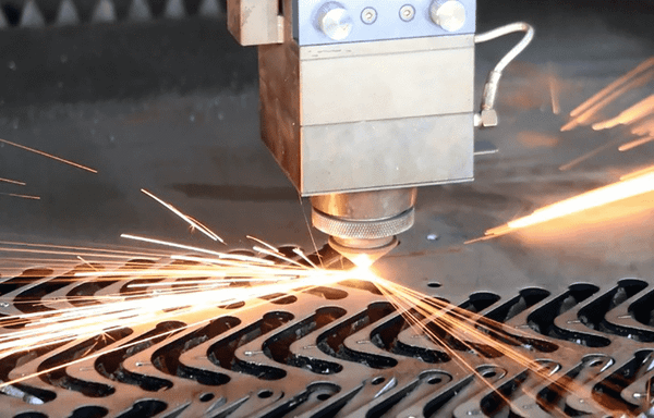Vì sao máy cắt laser ngày càng được lựa chọn