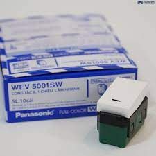 Công tắc 1 chiều Panasonic WEV5001SW