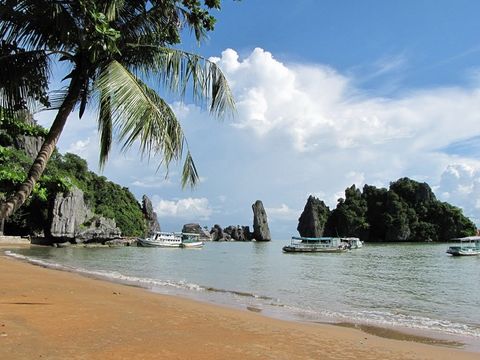 TOP 7 bãi biển Hà Tiên Kiên Giang xinh đẹp thu hút khách du lịch